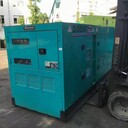 寧波大型應(yīng)急環(huán)保發(fā)電機(jī)車租賃100-800kw日租