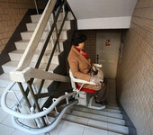 供应潍坊市启运斜挂电梯楼梯电梯安装斜挂座椅电梯价格