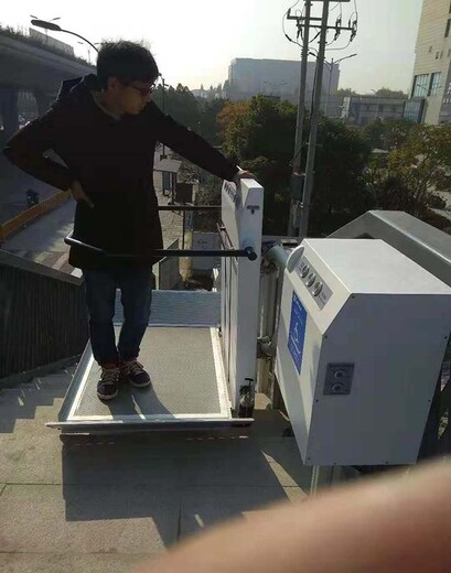 淮南800x1100无障碍平台斜挂爬楼升降机安装空间户外残疾人升降机