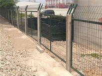 金属护栏价格-普通栅栏网片厂家-工地防护栅栏图片2
