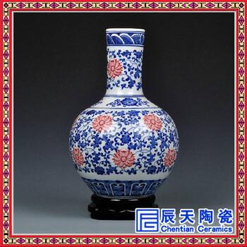 景德镇陶瓷花瓶仿古青花釉里红台面摆件插花工艺品
