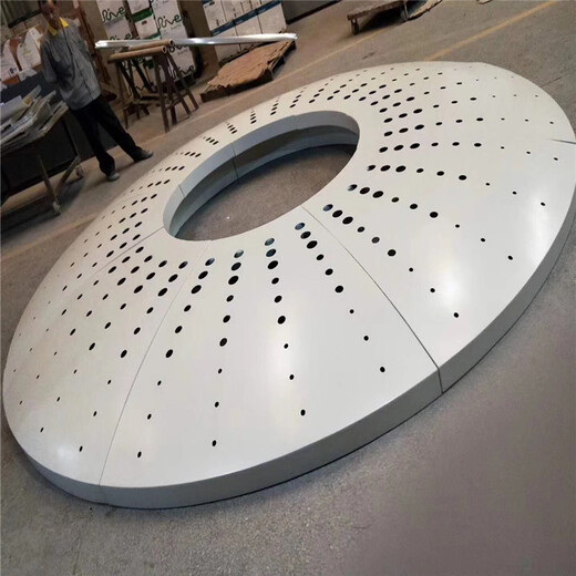 双曲铝单板厂家报价弧形铝单板装饰扭曲铝单板装饰