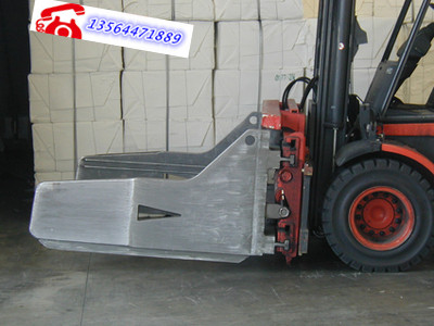 叉车属具