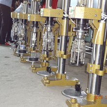 酒水铝盖、旋盖、压盖封口机小万能机封口机经销图片
