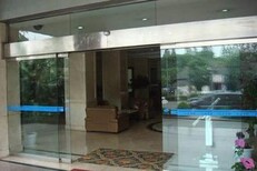 河西区维修自动门玻璃门，制作玻璃门隔断/感应门图片3