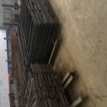 长期大量出售废旧钢铁,每月有几百吨
