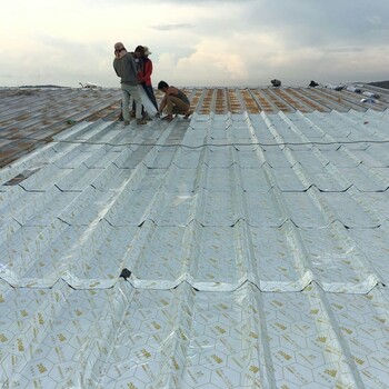 天津天信野麦龙金属彩钢屋面用自粘防水卷材