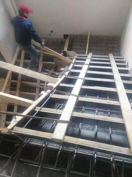 通州区宋庄钢结构阁楼楼梯制作浇筑楼梯