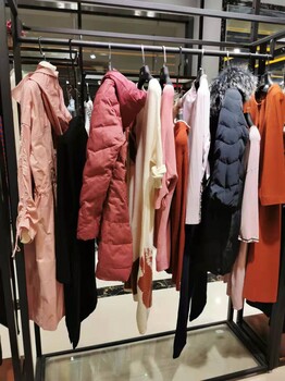 迪卡轩20冬品牌折扣女装厂家货源批发专柜品牌尾货走份批发