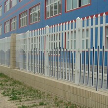 廣東惠州PVC護欄生產廠家道路塑鋼護欄電力設施圍欄圖片