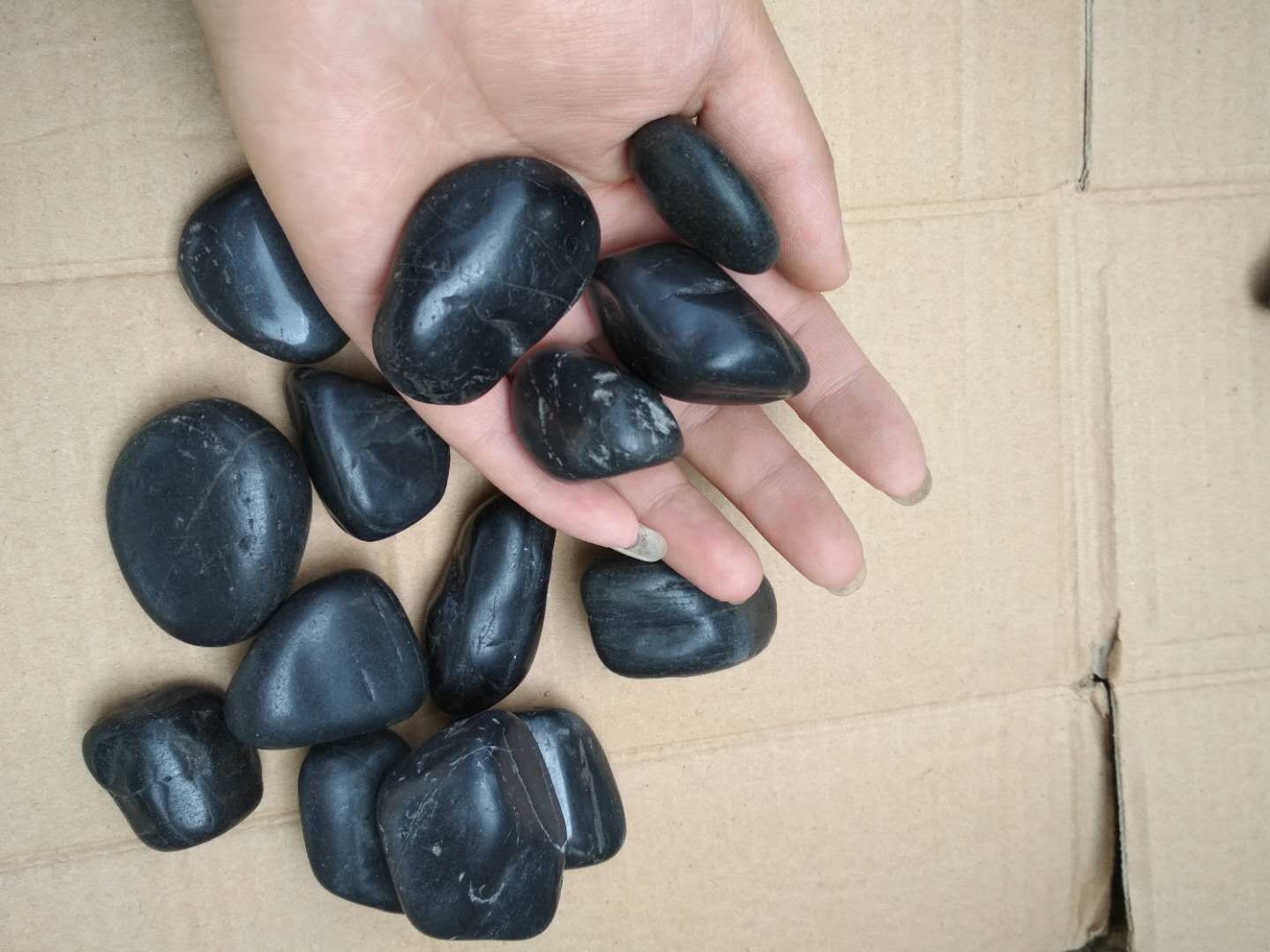 呂梁黑色礫石   永順黑色礫石3-5出售