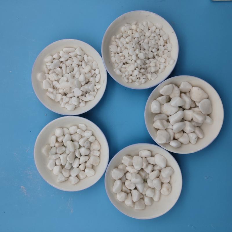渭南白色膠粘石   永順白色水洗石價(jià)格