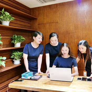 杨浦万达有女秘书的办公室出租一电子商务创业一舒适的办公环境