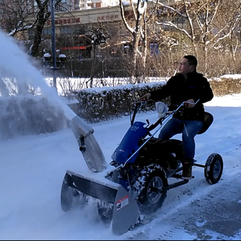 沈阳壹喜售多功能扫雪机手扶式抛雪机汽油动力推雪机除雪机厂家