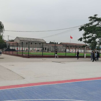 外围网球场围网滨城区笼式足球场围网高度集磊厂家
