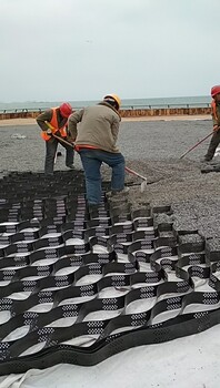 高速边坡固土护坡蜂巢土工格室河道护岸土工网格供应商