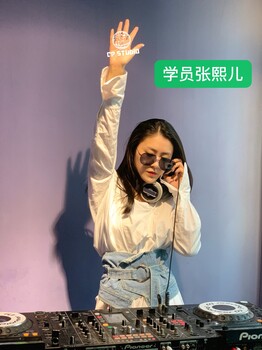 深圳学DJ,培训DJ学校,学DJ编曲制作,潮蒲免费试学一天