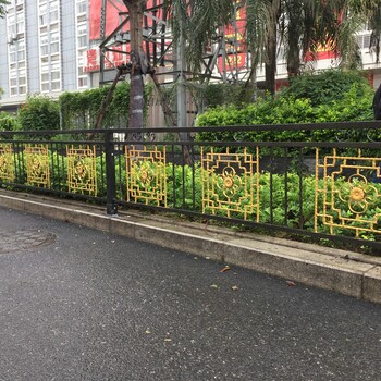 福建道路護(hù)欄莆田市政護(hù)交通隔離柵欄生產(chǎn)廠家