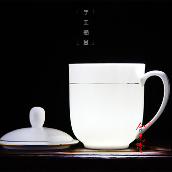景德鎮(zhèn)茶杯定制廠家來(lái)圖定制陶瓷茶杯圖案