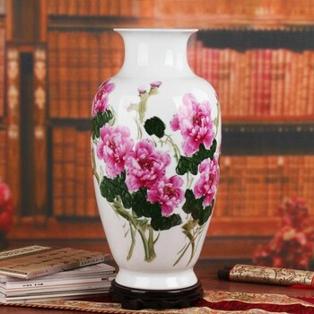 卖断货的景德镇名师手绘花瓶摆件数量有限