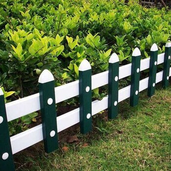 PVC护栏草坪护栏,绿化带护栏，pvc花园栅栏