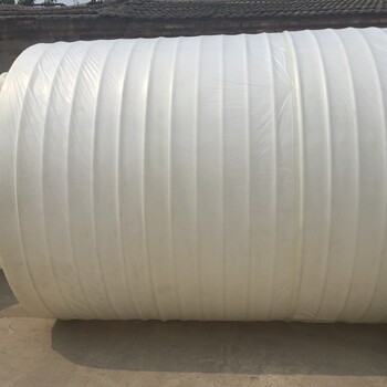 郑州日兴5吨塑料化工储罐玻璃水防冻液储罐日兴蓄水容器厂质优