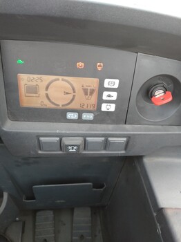 天津周邊叉車租賃公司上海則軼實(shí)業(yè)有限公司