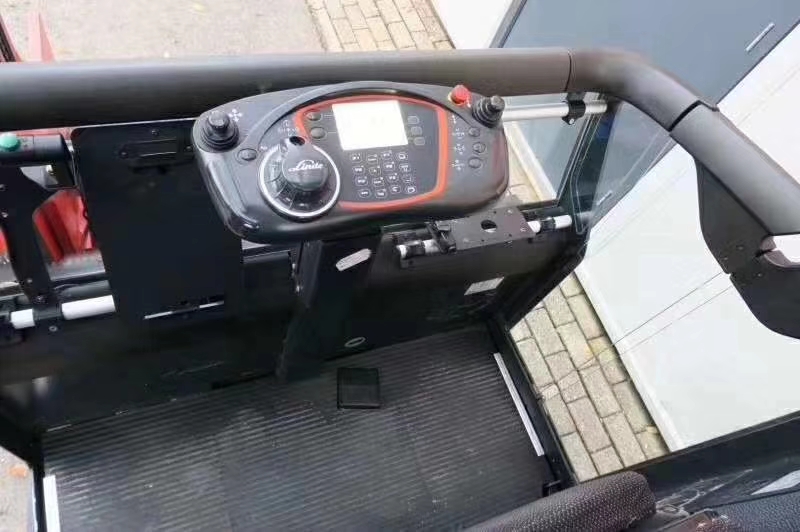 上海浦東叉車租賃多少錢上海則軼實業(yè)有限公司