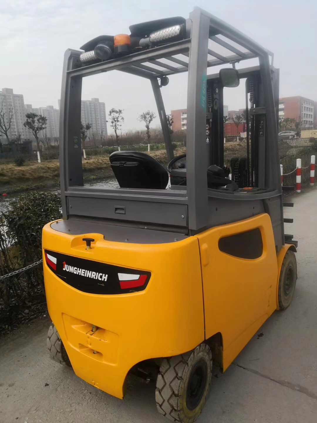 永恒力叉車雙深位4路閥租賃陜西西安市