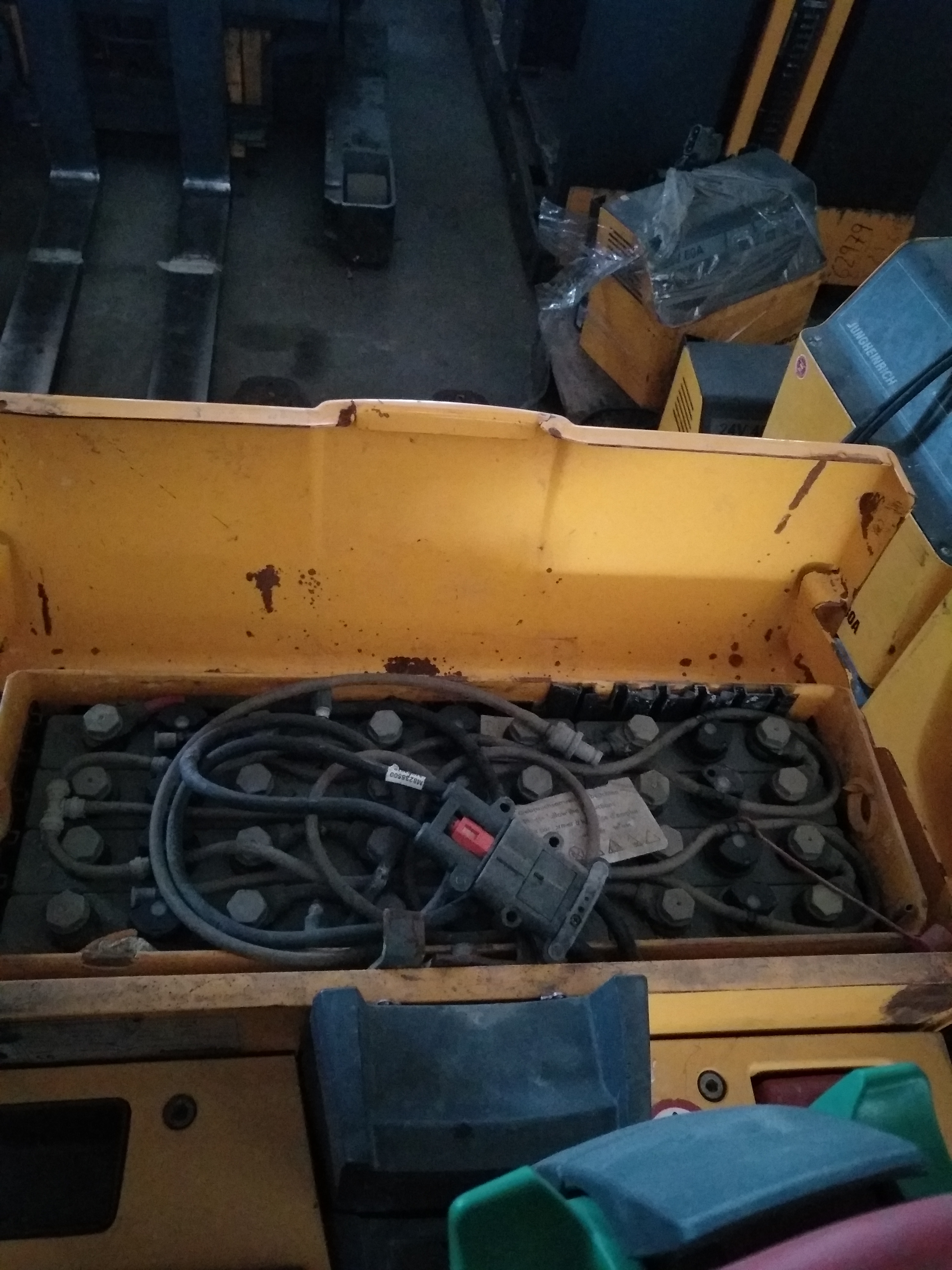 天津開發(fā)區(qū)電動叉車租賃公司