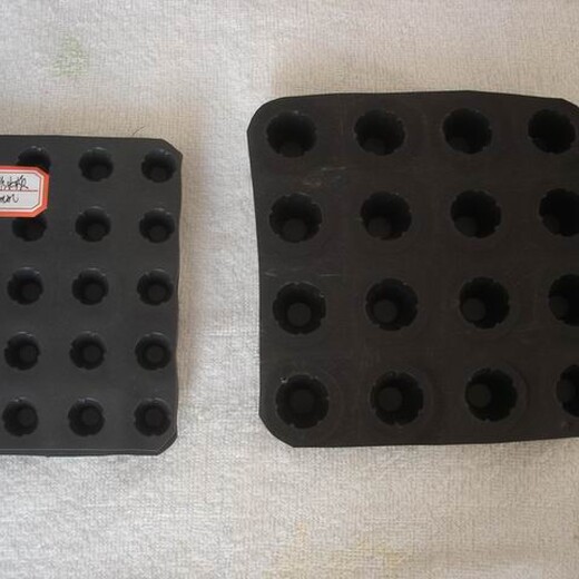 聚乙烯排水板规格,塑料凹凸排水板