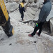 砂石场静态岩石二次分解裂岩机新疆昌吉施工案例