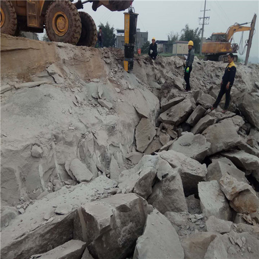 石方基础开挖岩石破裂机湖北襄阳施工方案