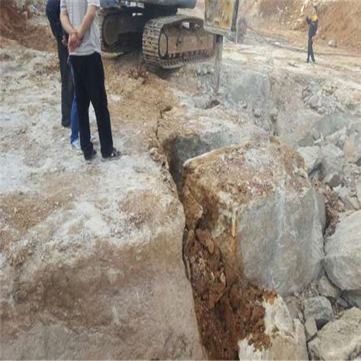 地基破碎坚硬石头无振动劈裂机天津津南工程方案
