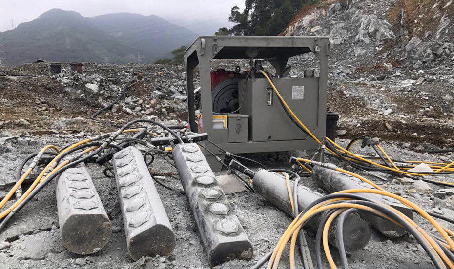 修建地铁掘进破硬石头速度快的机械设备湖南娄底不易损坏
