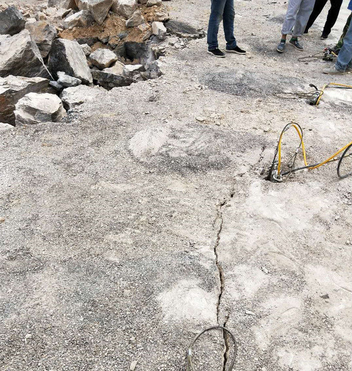 石方基础开挖岩石破裂机安徽淮北包安装调试