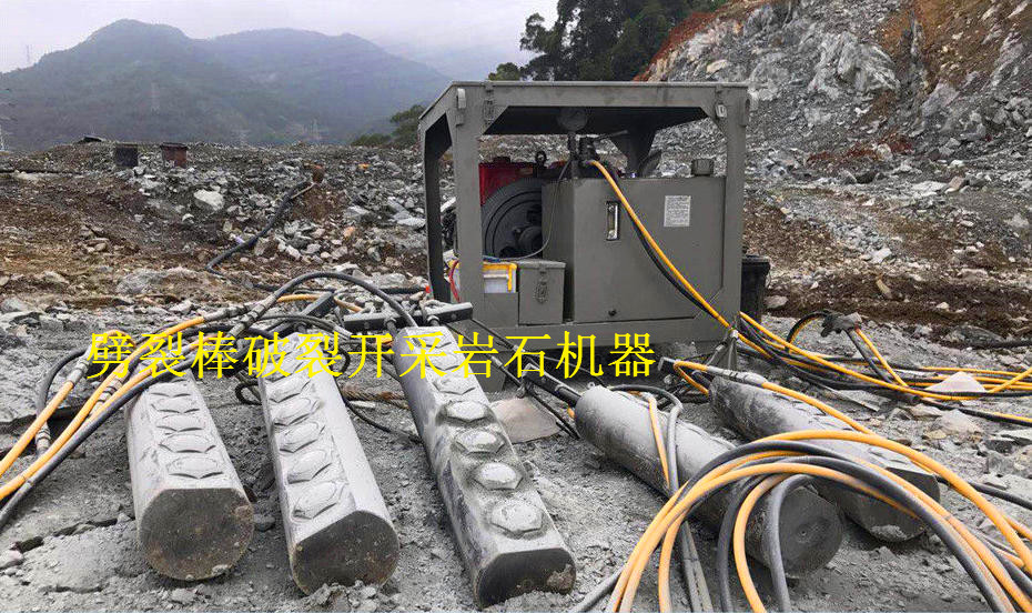 畢節(jié)織金高速修路快速破硬石頭的機(jī)器二手供應(yīng)
