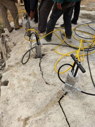 九江湖口工程破拆石頭礦山挖硬石機器價格開石器