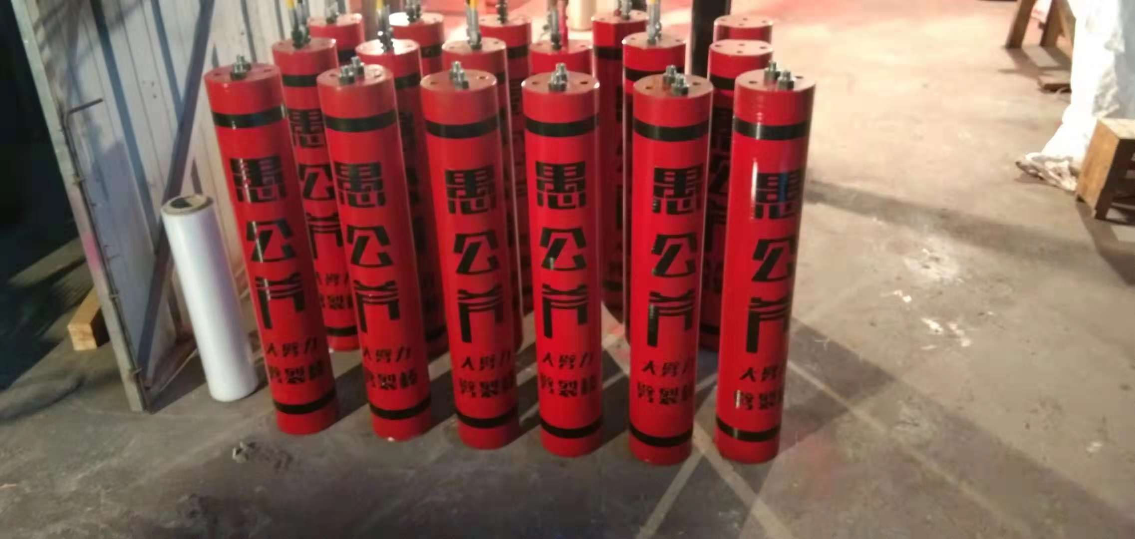 商洛山陽(yáng)開(kāi)采石灰石的設(shè)備價(jià)格行情開(kāi)石器