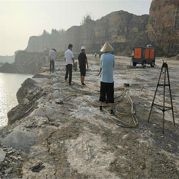 河北沧州岩石开裂器哪家买小区挖石头地基