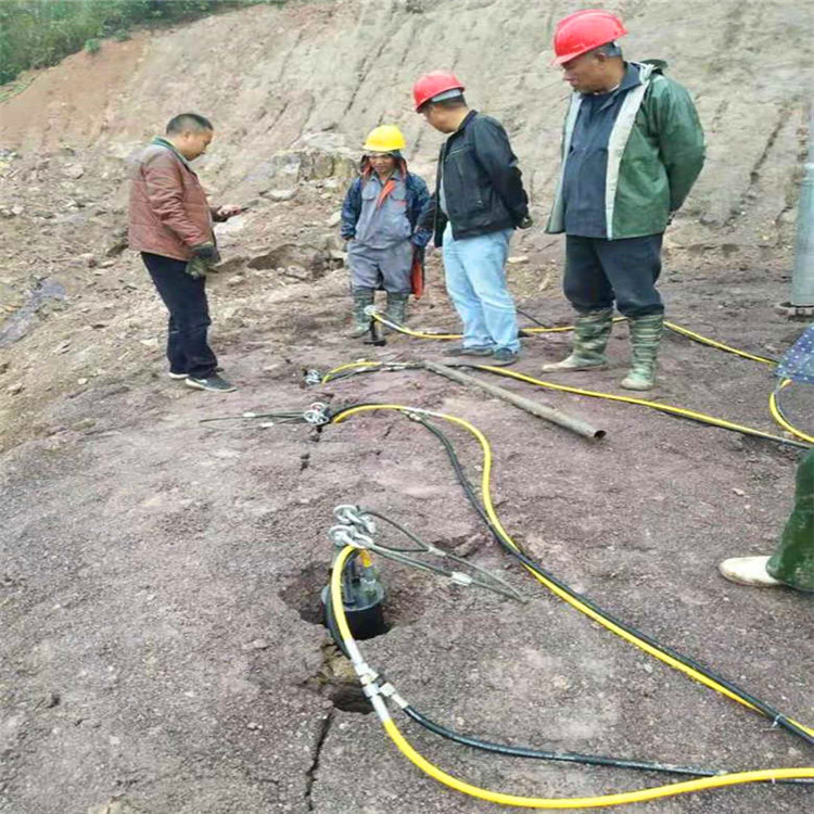 海南海南省直辖石方工程开采破拆撑石机一天产量破石机