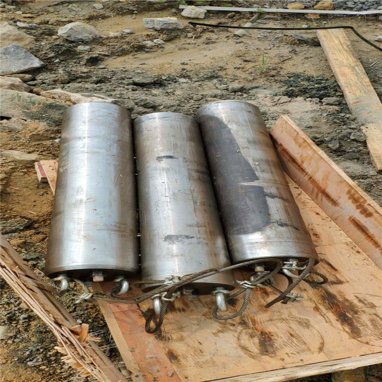 松原寧江區(qū)公路擴(kuò)建遇到硬石頭鉤機(jī)打不動(dòng)挖改式破碎機(jī)哪家好礦山開采