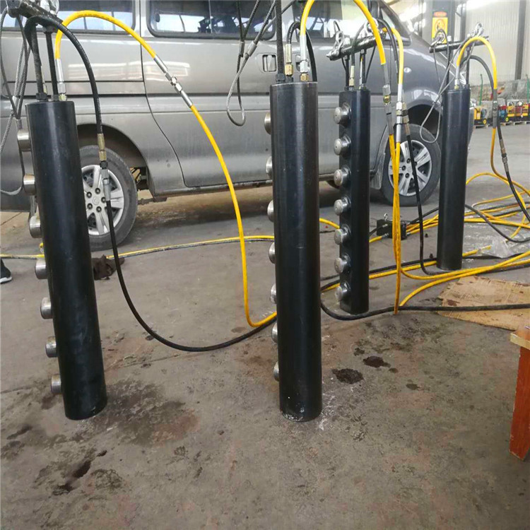 承德雙灤區(qū)破石頭不讓火工用哪種機器隧道掘進