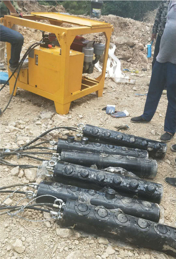 杭州下沙區(qū)挖石頭基坑工期緊挖機打不動怎么辦安裝