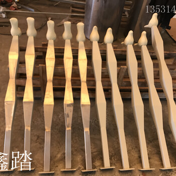经典艺术雕刻栏杆铝板雕花护栏楼梯铝板雕刻本厂订制