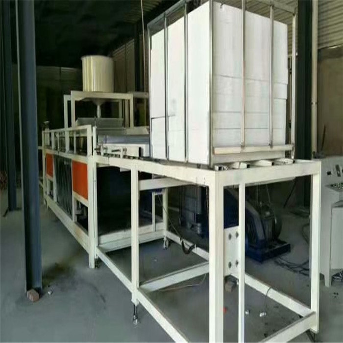 新疆水泥渗透板设备生产过程图示