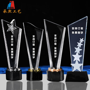 湖北表彰醫(yī)生護(hù)士紀(jì)念品定制，獎(jiǎng)杯定制價(jià)格，職工大拇指創(chuàng)意獎(jiǎng)杯制作