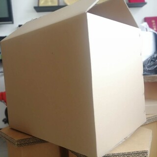 长宏纸箱生产包装盒快递盒气泡膜胶带现货图片4