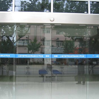 深圳宝安安装玻璃门优惠啦，安装卷闸门