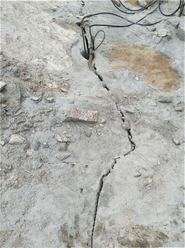 土石方開挖破石頭劈裂棒內(nèi)蒙古自治烏海劈力棒廠家